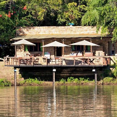 Kunene River Lodge Ehomba Εξωτερικό φωτογραφία