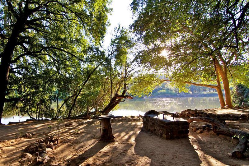 Kunene River Lodge Ehomba Εξωτερικό φωτογραφία